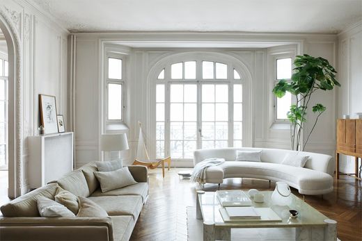 绾櫧瀹跺眳鏈嶅瑁呭コ绉嬪啲,zara娴佽鏂版绉嬪啲娉曞紡