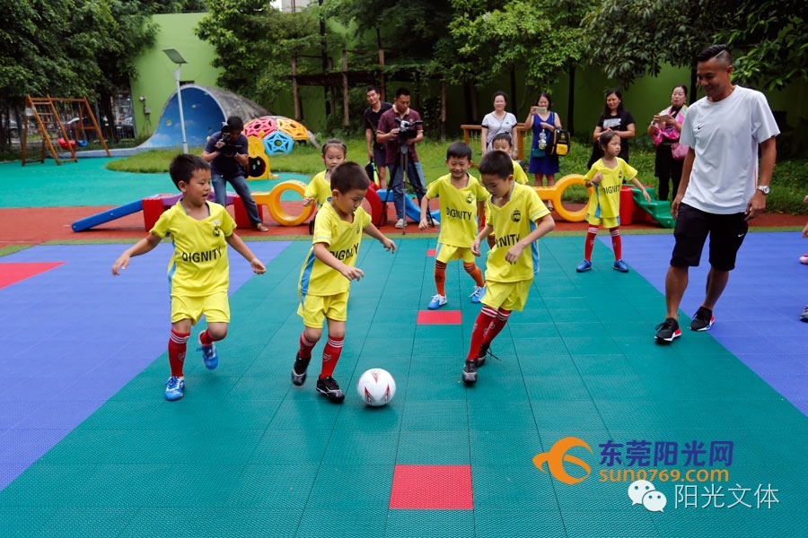 “小小足球大大梦想”尚城幼儿园获“全国幼儿足球实验园”全东莞只有两所哦