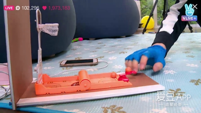 exo分享吴世勋,exo2019年末直播