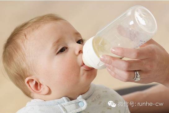 儿童大便带血要警惕六种病,宝宝大便带血丝妈妈要忌口吗