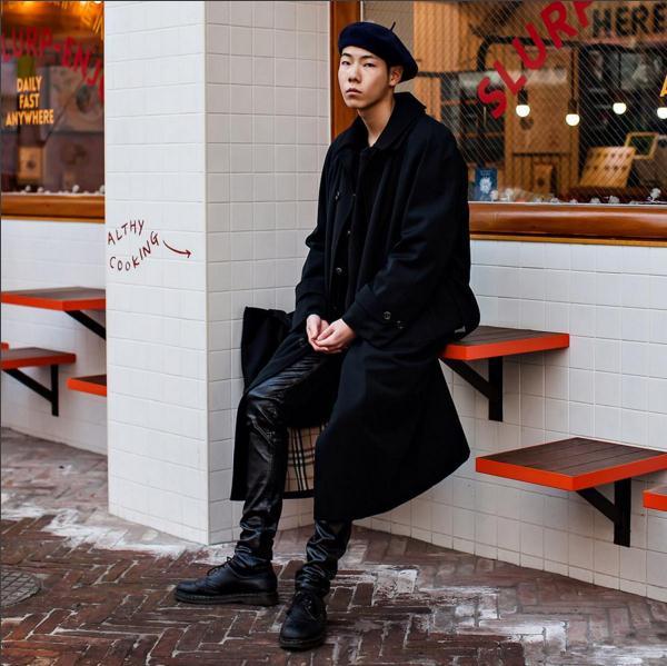 韩国街拍穿搭潮人,2021韩国男士冬季穿搭街拍