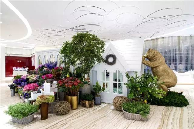 购物中心里特能赚钱的32家花店，年营业额10亿+！