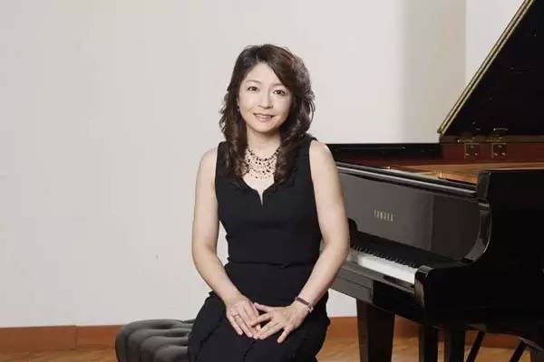 走进古典音乐世界第43辑：最受欢迎的舒曼钢琴作品集萃