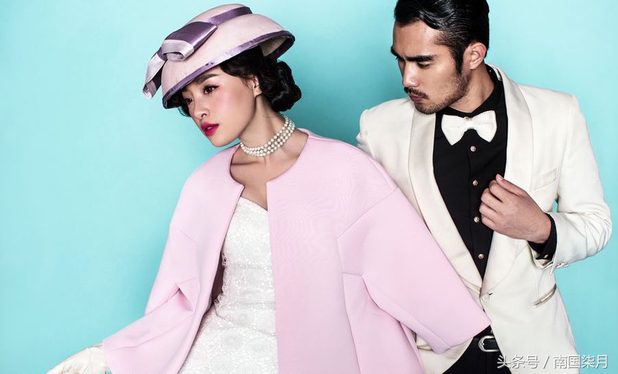 如今没有物质的爱情就像一盘散沙,没有物质的爱情就好比一盘散沙