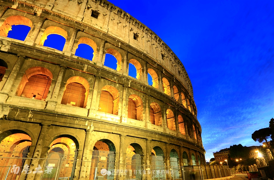 跟随罗马假日邂逅电影中的场景,从头到尾看罗马假日电影