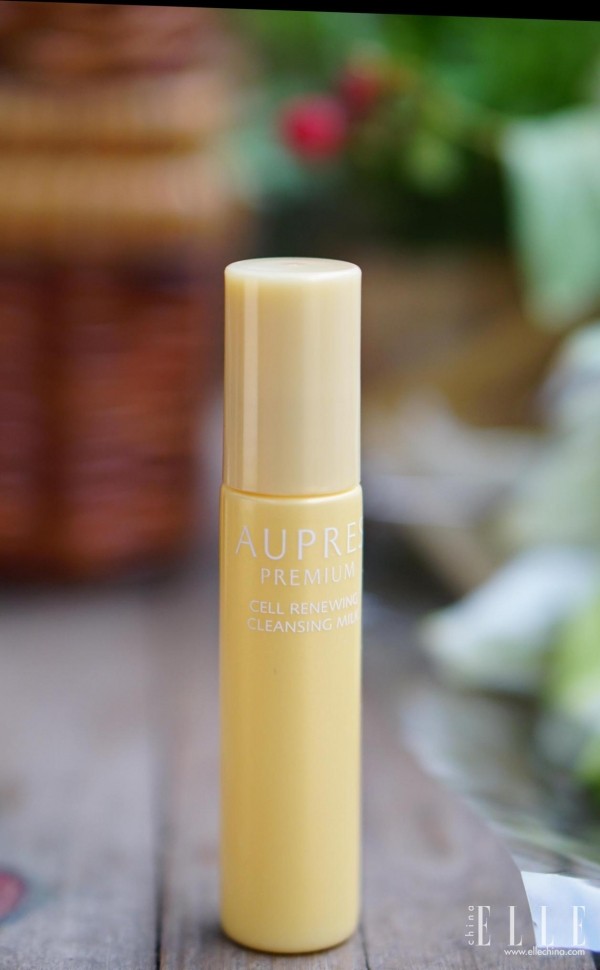 欧珀莱臻萃轻龄玻尿酸系列怎么样,欧珀莱臻萃轻松龄水润面膜好用吗