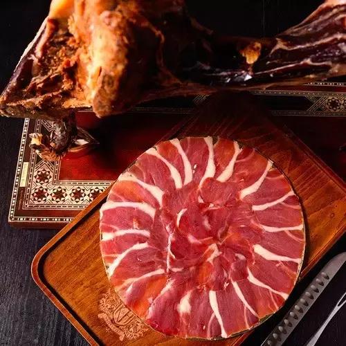 深挖寺库42件美好单品，我知道你想有点酷，但又怕太出格！