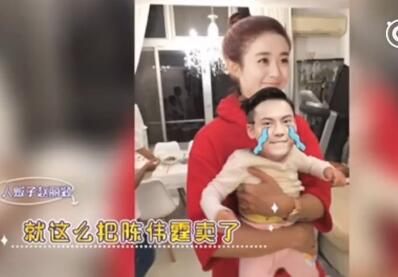 赵丽颖小龙虾夹肉,赵丽颖采访心心念念小龙虾