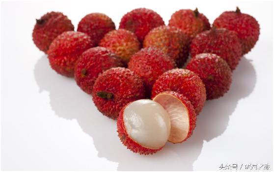 哺乳期妈咪吃的维生素,多吃水果还是少吃水果