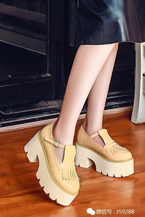 33码复古风格单鞋,23年流行的英伦风单鞋