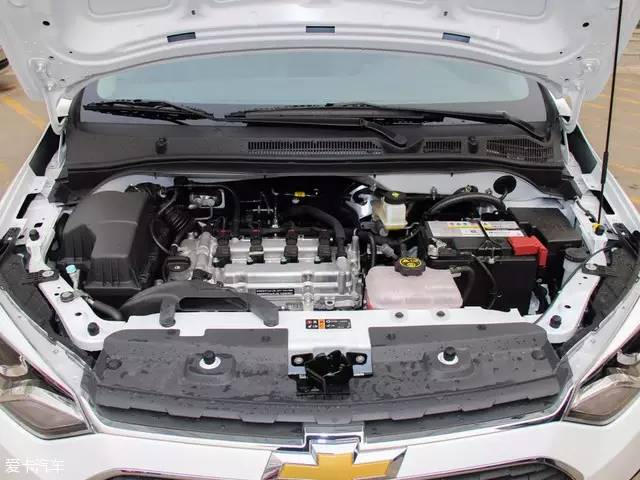 两厢车推荐2015,一万内2015年二手两厢车推荐