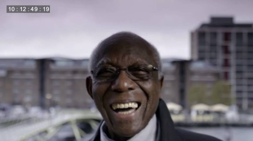 爷爷奶奶的摩登世界漫游指南:英国老人家都这么潮!