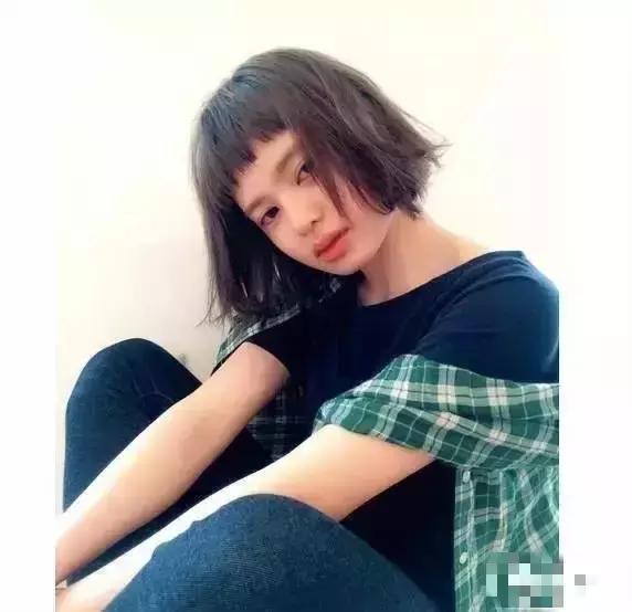 刘海剪坏了怎么扎好看,刘海剪坏了图片