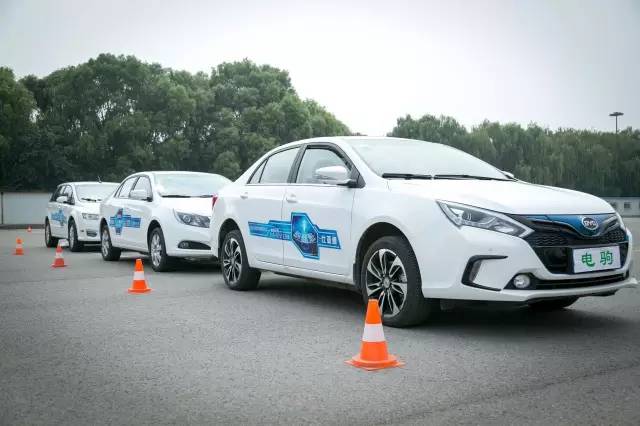 绉v300璇曢┚璇勬祴,璇曢┚姣斾簹杩Еev300