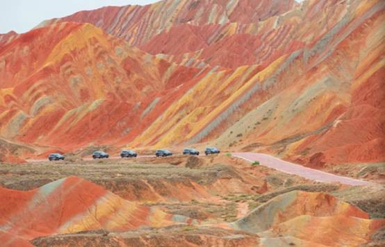 超多美图慎入！开神车，走丝路，这些不可思议的美景就在中国！