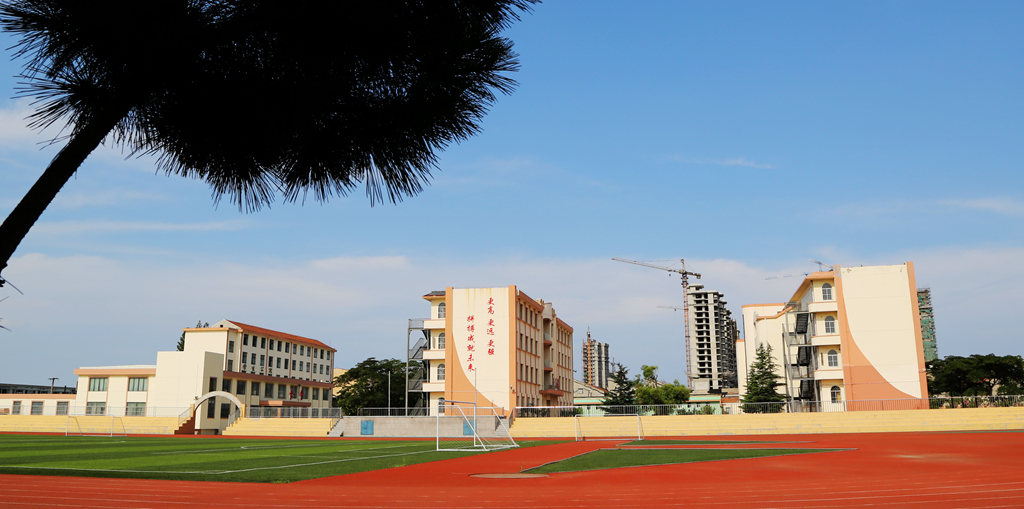 山东省威海市文登区七里中学介绍,威海市文登区七里中学转第二中学