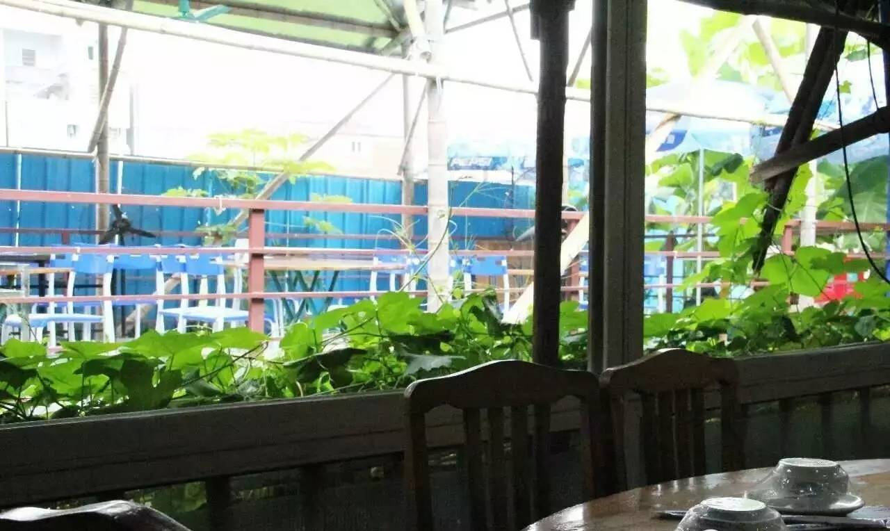 唔使搵啦！人均40元连电视台著名主持人都Hold唔住过来搵食