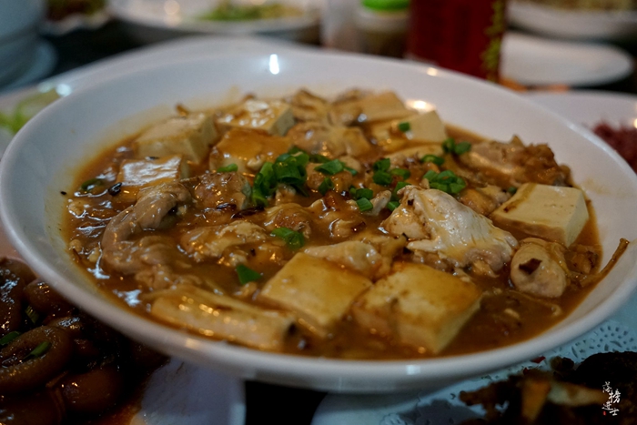 永定土楼里的全牛宴,永定土楼特色美食