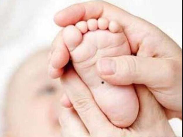 婆婆说自己家孩子不好怎么回击,婆婆说自家小孩不好