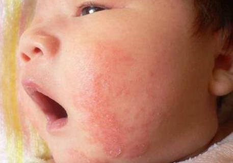 婆婆的这种行为让儿媳哭笑不得,婆婆各种坏习惯