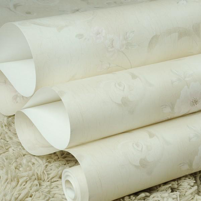 pvc壁纸和无纺布壁纸哪个好,新房装修用壁布还是壁纸好