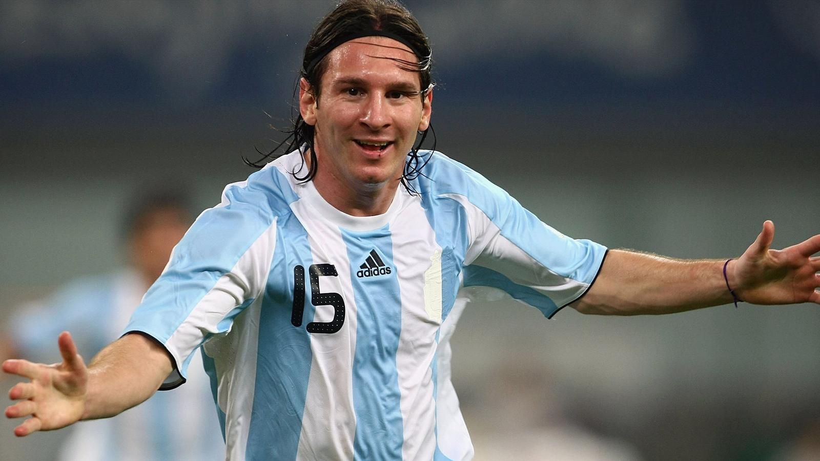 梅西阿根廷19号球衣,梅西在阿根廷穿几号球衣