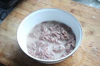 男人加油站烧烤,男人加油站美食海鲜