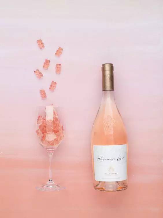 送我这些礼物，我们的关系就可以更进一步了....