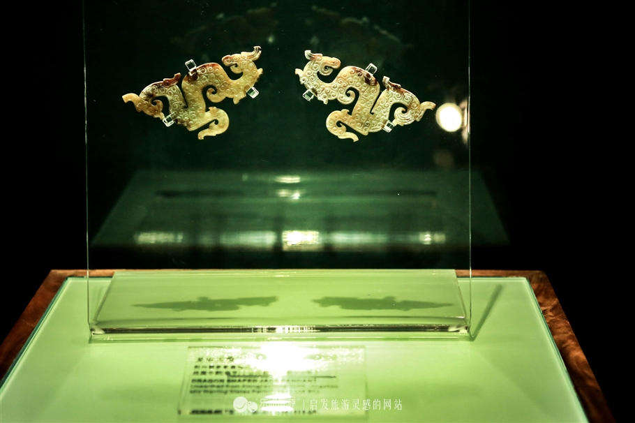 寰行中国,我在荆州古城学楚绣