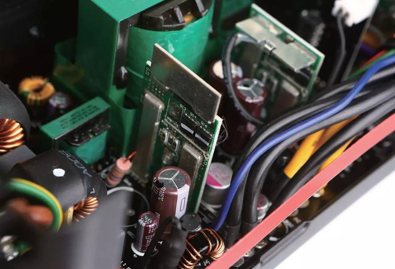 横评399-999元之间隔了几个电源？七款750W金牌电源解析