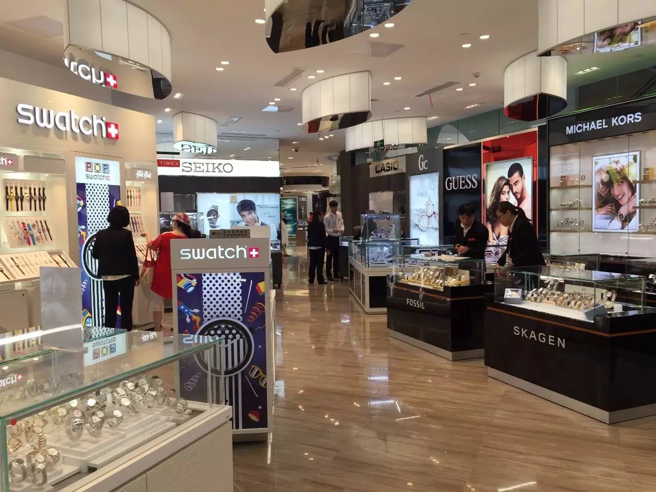 上海市内免税店购物条件,上海市进口商品免税店