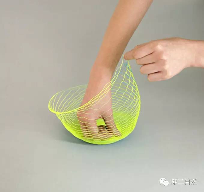 逆天啦，日本人设计出一枚银戒指，戴着戴着就变成了金戒指！