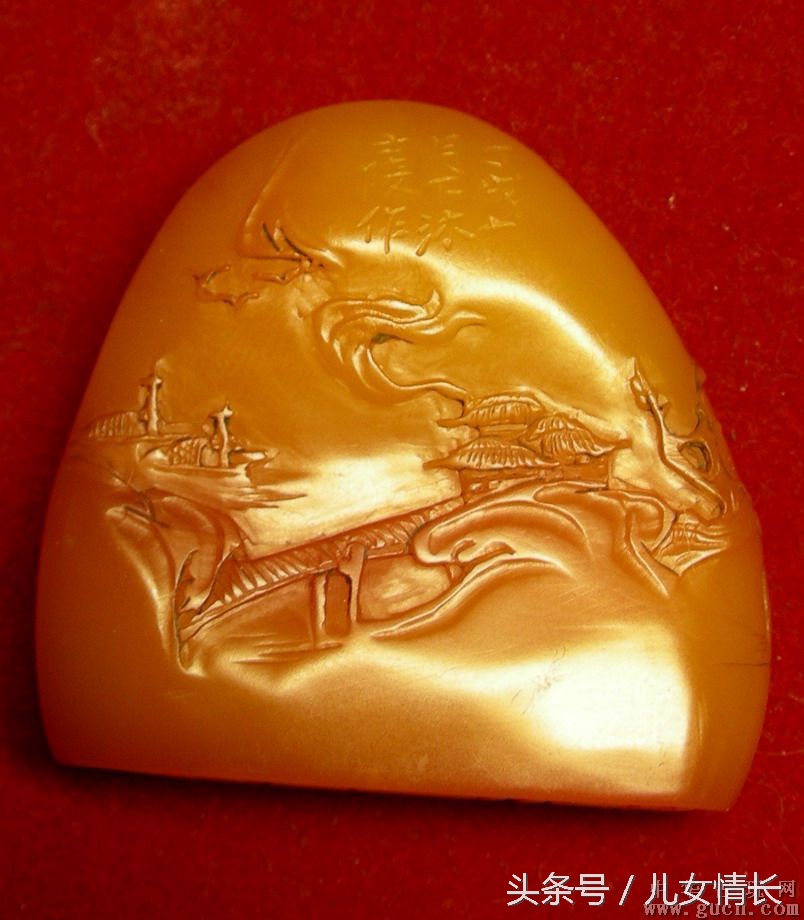 田黄石金包银印章多少钱一克,艾叶绿田黄石拍卖多少钱一克