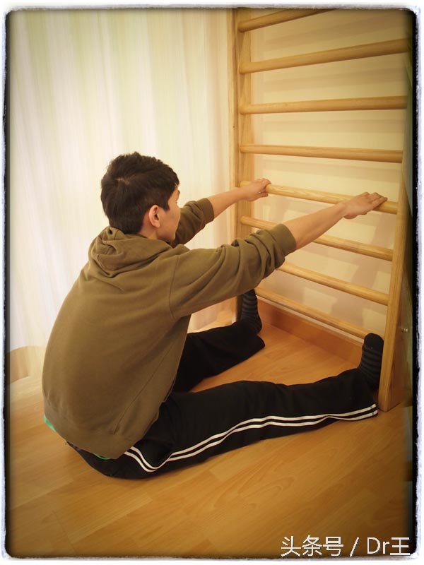 脊柱侧弯治疗费用,脊柱侧弯的几大治疗流派