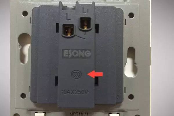 新房装开关哪些地方要注意,家用开关一般安在哪个位置