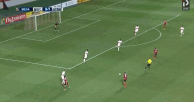 3个月在亚冠吃2张红牌，曾经国青队长还会得到马加特信任吗？