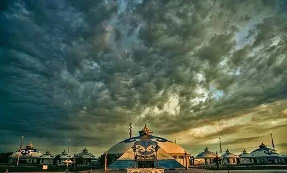 鄂尔多斯旅游商品展会,鄂尔多斯国际会展中心附近游玩