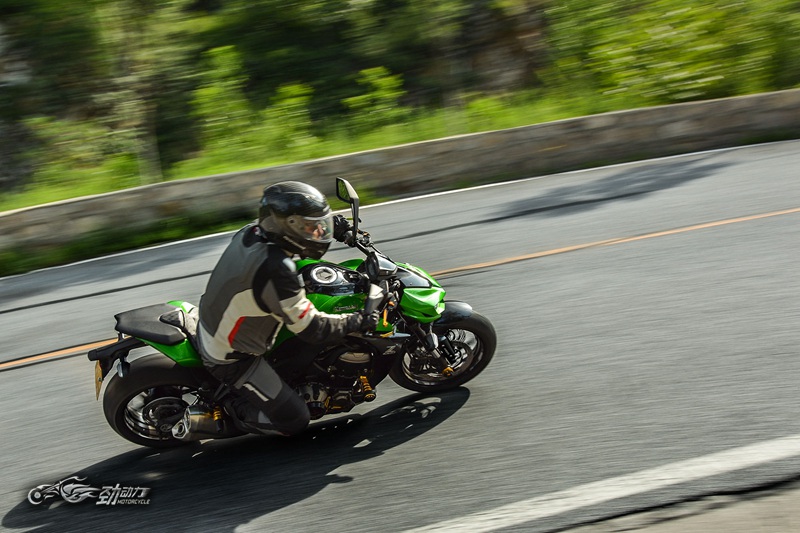 试车：满满的戾气？未必是件坏事——川崎Z1000