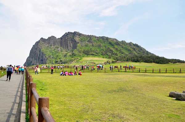 济州岛火山是活火山吗,火山遗址