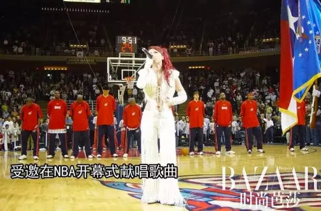 贝克汉姆为李玟颁奖,李玟与贝克汉姆