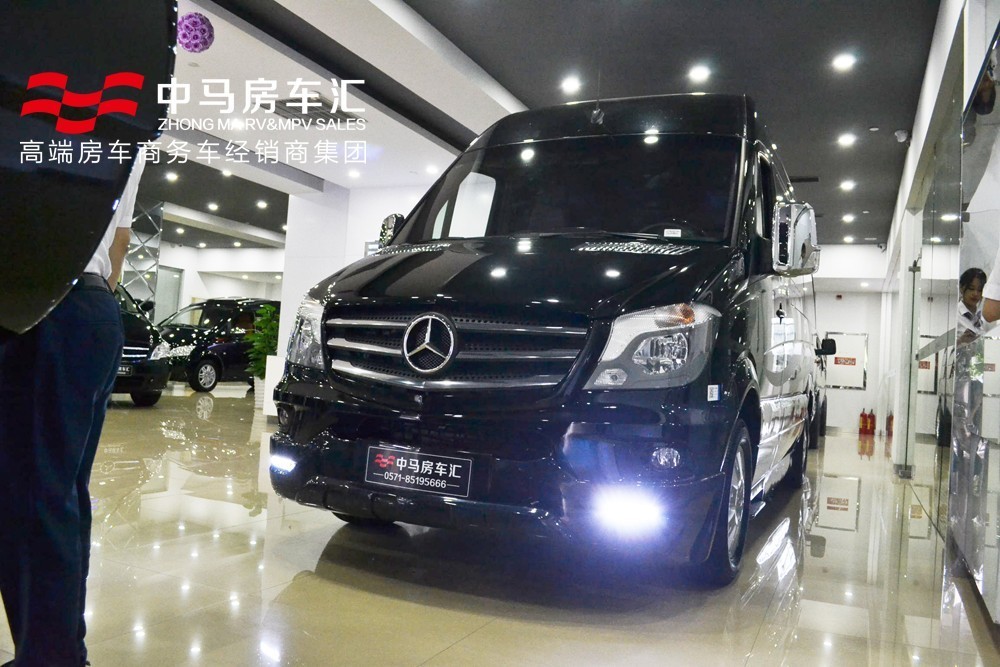 奔驰斯宾特无隔绝七座加长版,奔驰斯宾特低顶四驱七座价格