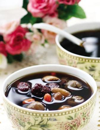 15岁斑秃中医辨证论治,21岁男生斑秃可以自愈吗