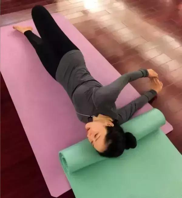 产后减肥瘦全身最快最简单方法,产后如何快速瘦身减肥视频