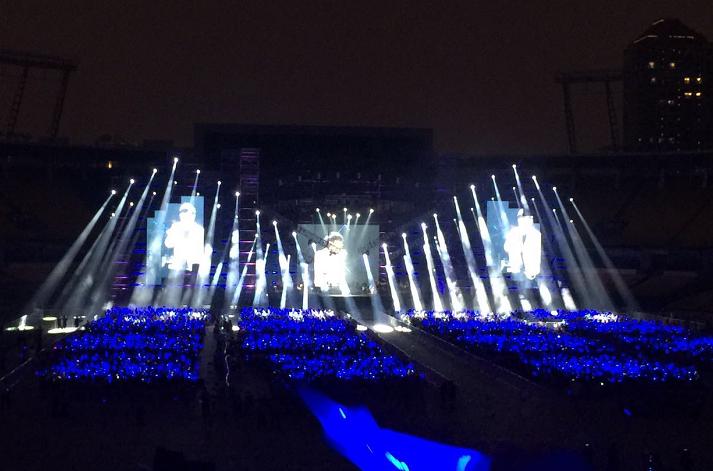 华为麦芒5上手体验2500元档旗舰机到底好在哪