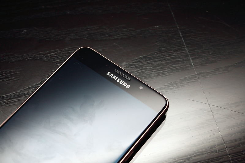 三星galaxya9s怎么样,性能强三星galaxya60s全面评测