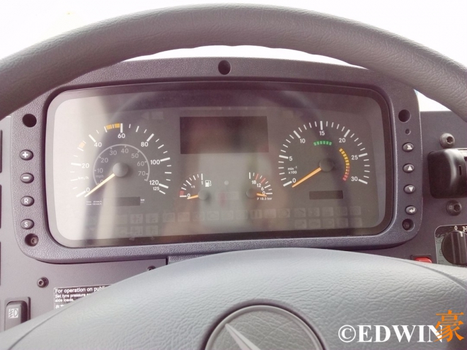 乌尼莫克u5000与u4000有何不同,奔驰乌尼莫克u400军用卡车