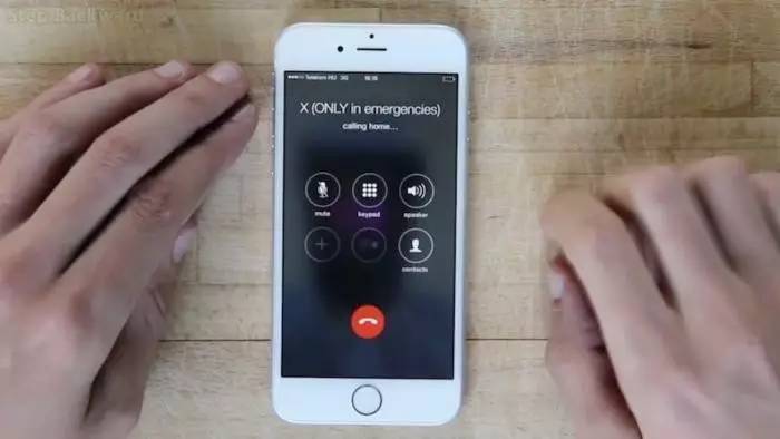 iphone摄像头外圈磕碰,iphone6摄像头旁边小孔