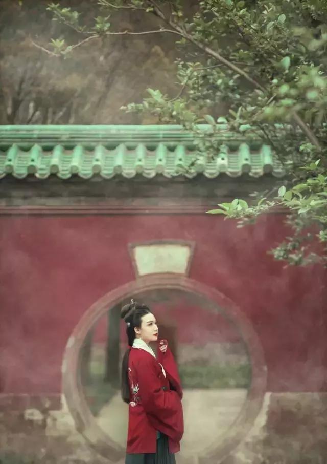 汉服之美谓之华作文,汉服之美的文章