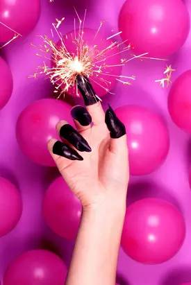 愿你爱的人永远相伴在我身边,愿你爱的人永远有我的影子