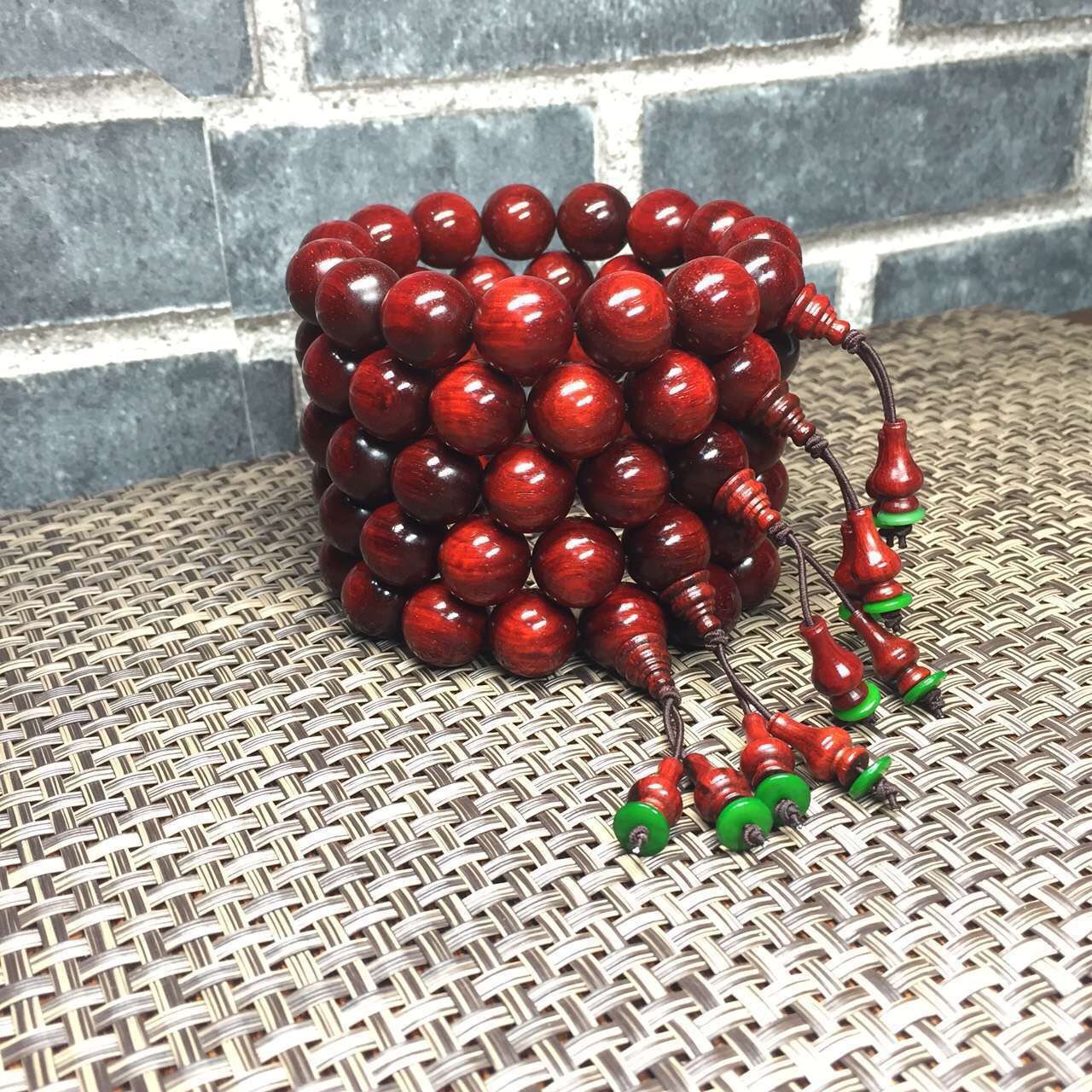 爱它，记得“戴套”对爱人要负责任，对文玩也是如此